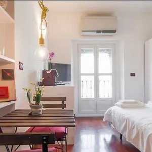 Appartement Volta In Brera, Milaan