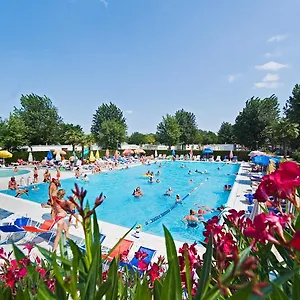 Happy Camp Mobile Homes In Butterfly Village Peschiera del Garda