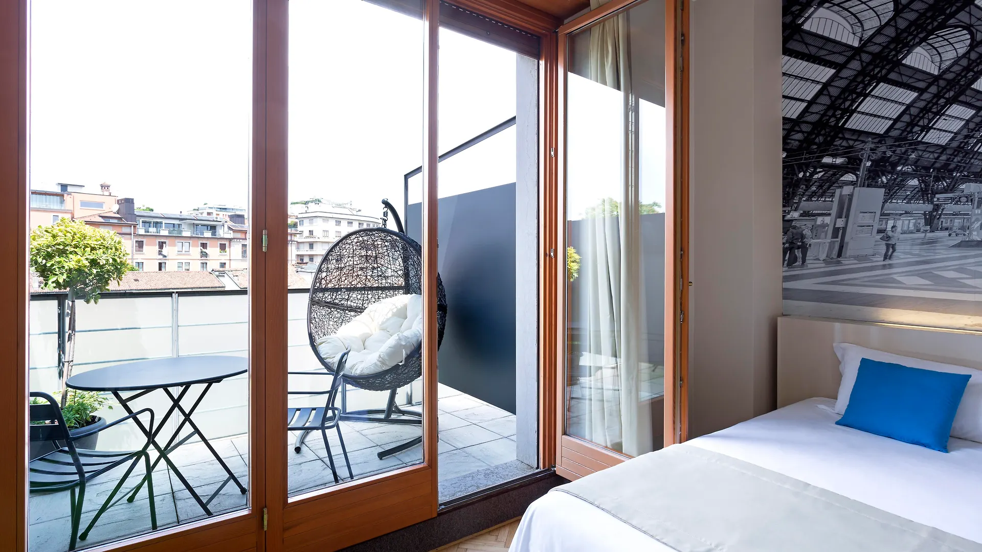 B&B Hotel Milano Sant'Ambrogio Италия