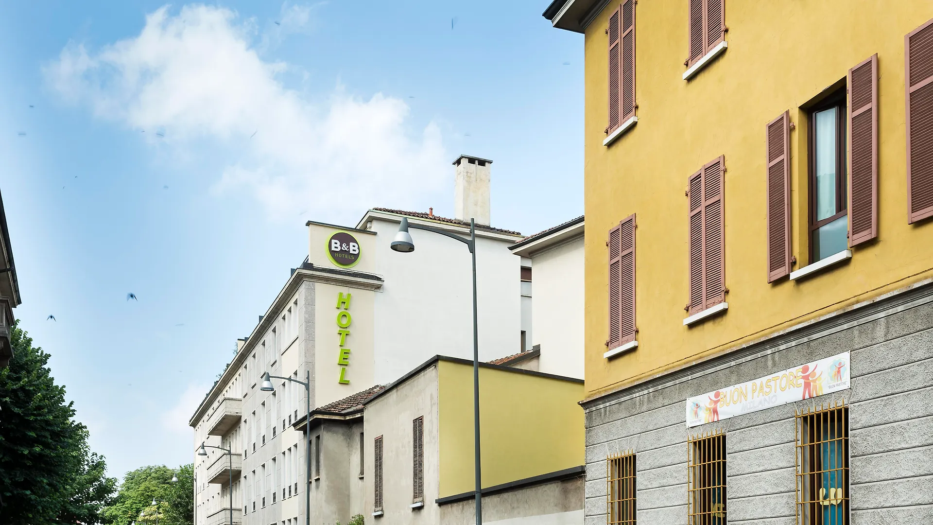 B&B Hotel Milano Sant'Ambrogio Италия