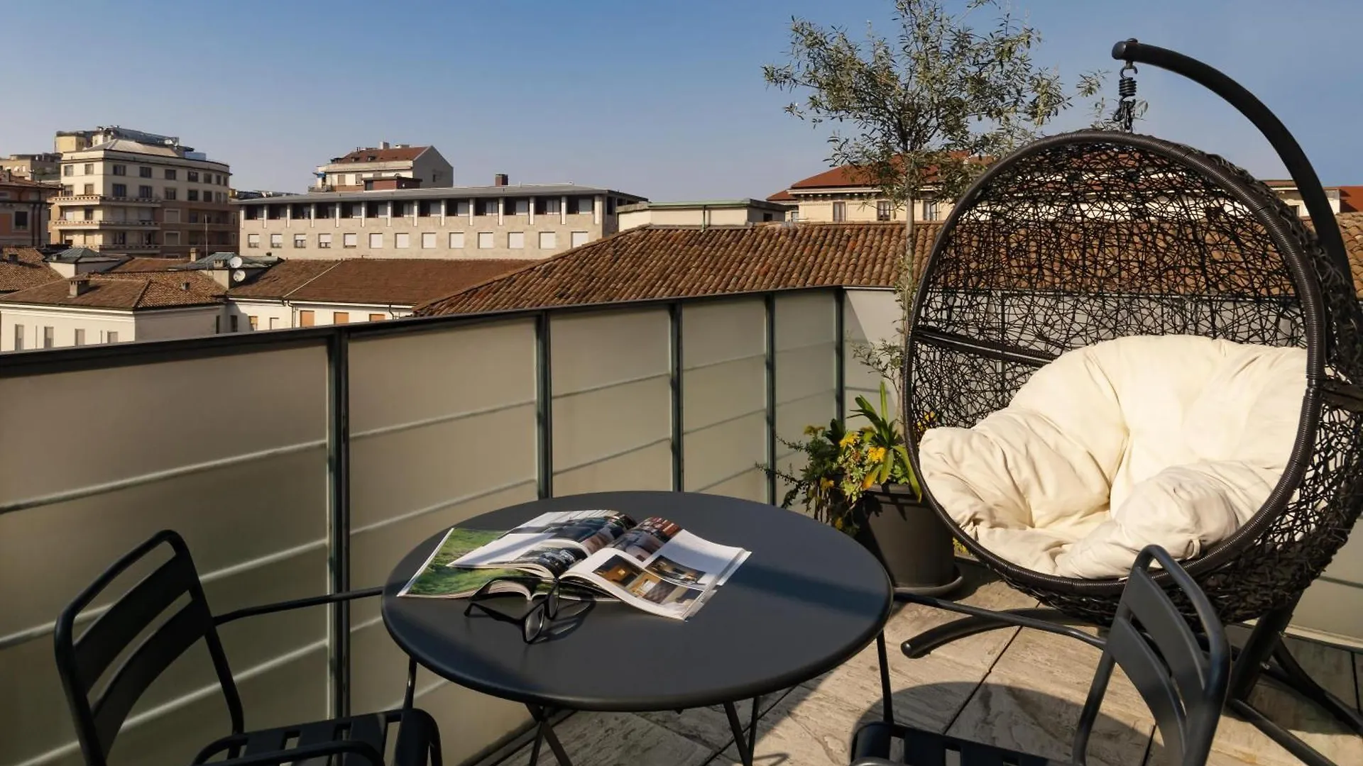 B&B Hotel Milano Sant'Ambrogio 3*, Milan