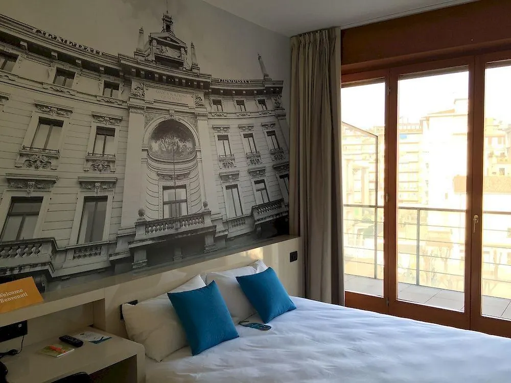 B&B Hotel Milano Sant'Ambrogio Италия